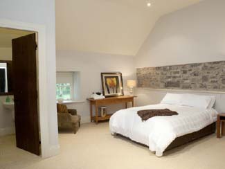 Clonabreany House - Self Catering Accommodation County Meath - Bedroom